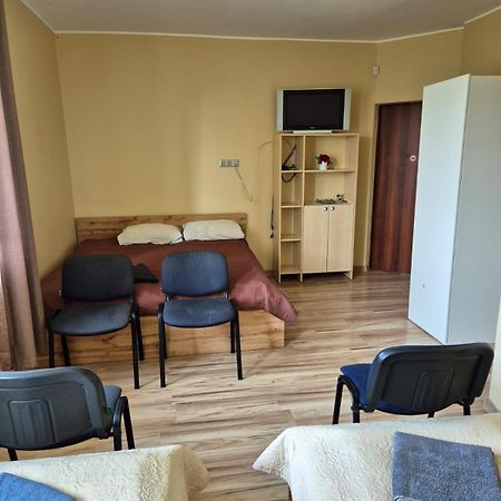 Babilonas Hotel Plunge Bagian luar foto