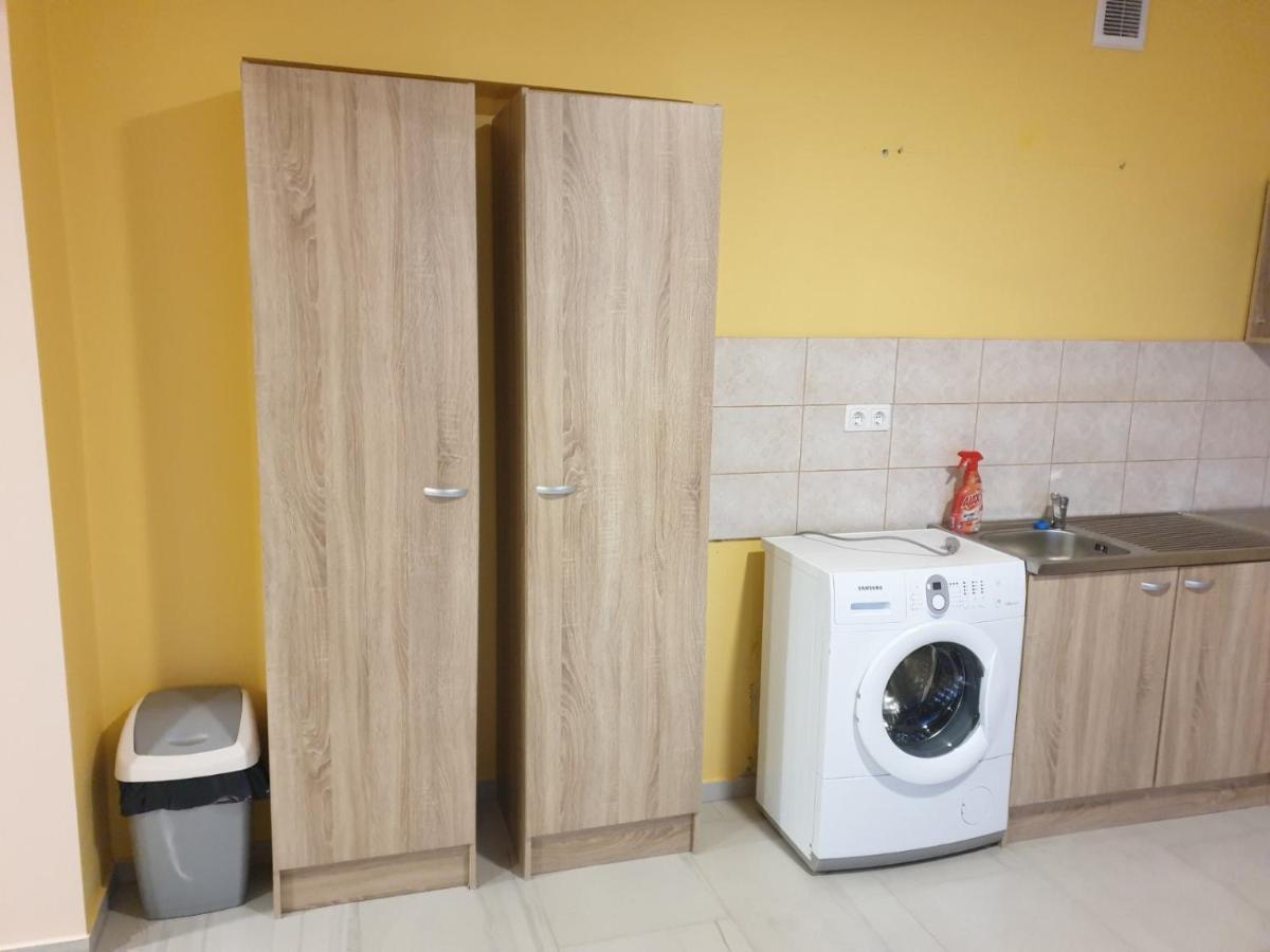 Babilonas Hotel Plunge Bagian luar foto