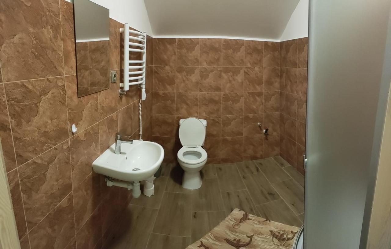 Babilonas Hotel Plunge Bagian luar foto
